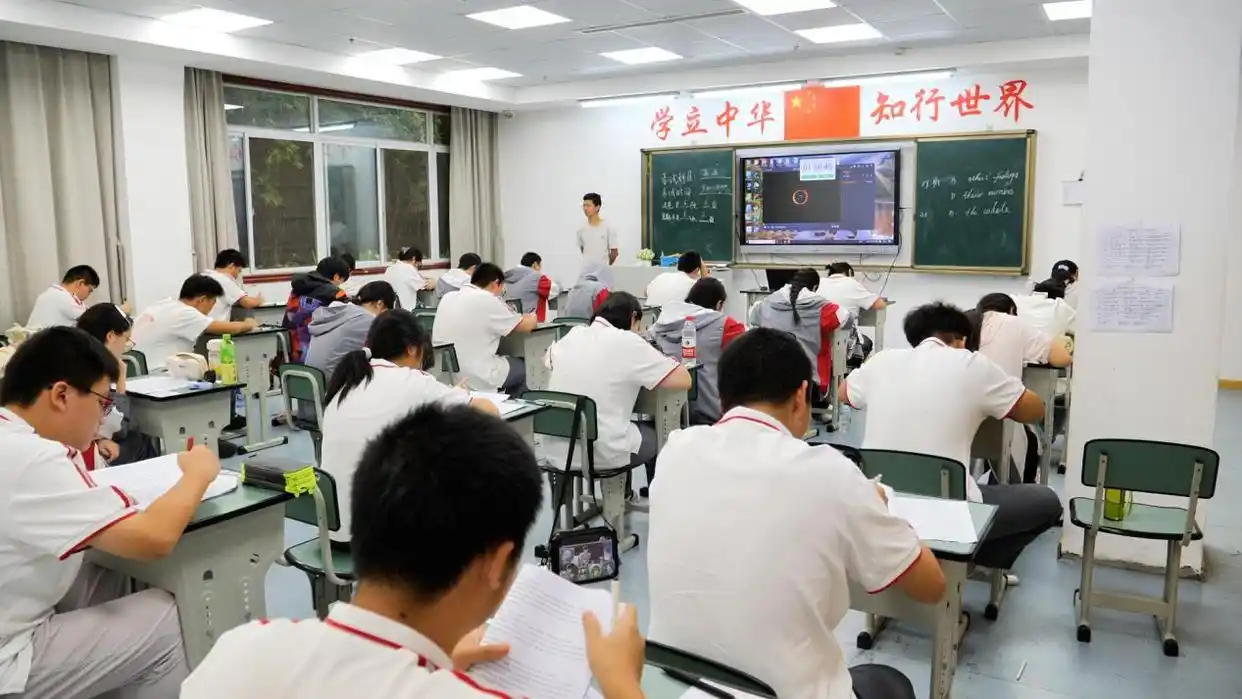 四川体育生高考分数线及冲刺策略,你知道多少?