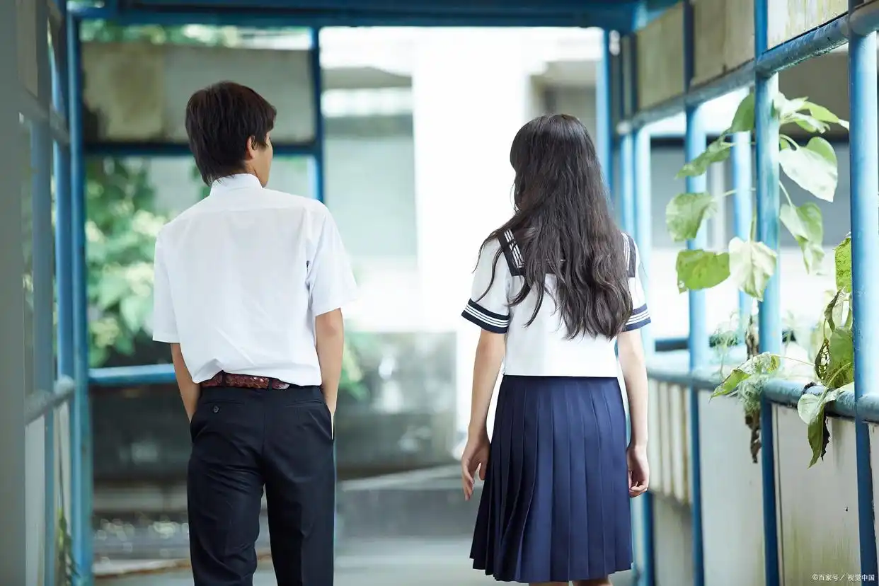 大学要不要谈恋爱?听听学长学姐的心里话,再做决定