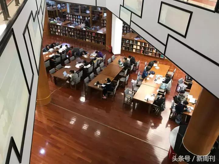 大学好图书馆是啥样?北大图书馆凭啥成一塔湖图胜景之一?