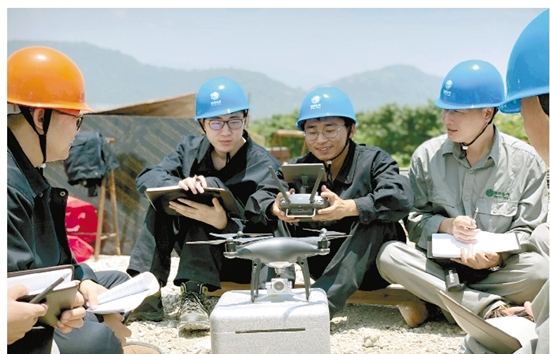 乐清供电公司：一线施工人员的违章安全教育小课堂开讲啦