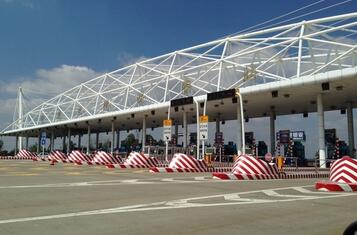 新手及少进高速驾驶员看过来!进出高速路技巧全在这儿了